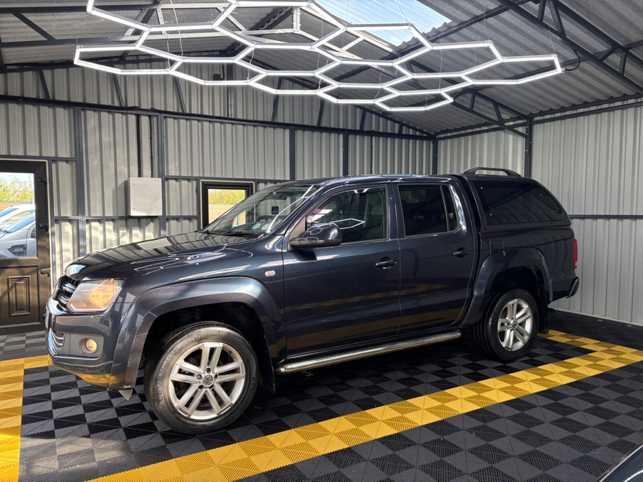 2015 Volkswagen Amarok - image 10