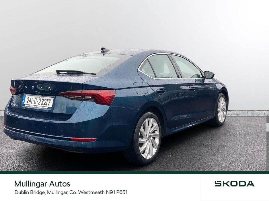 2024 Skoda Octavia - image 3