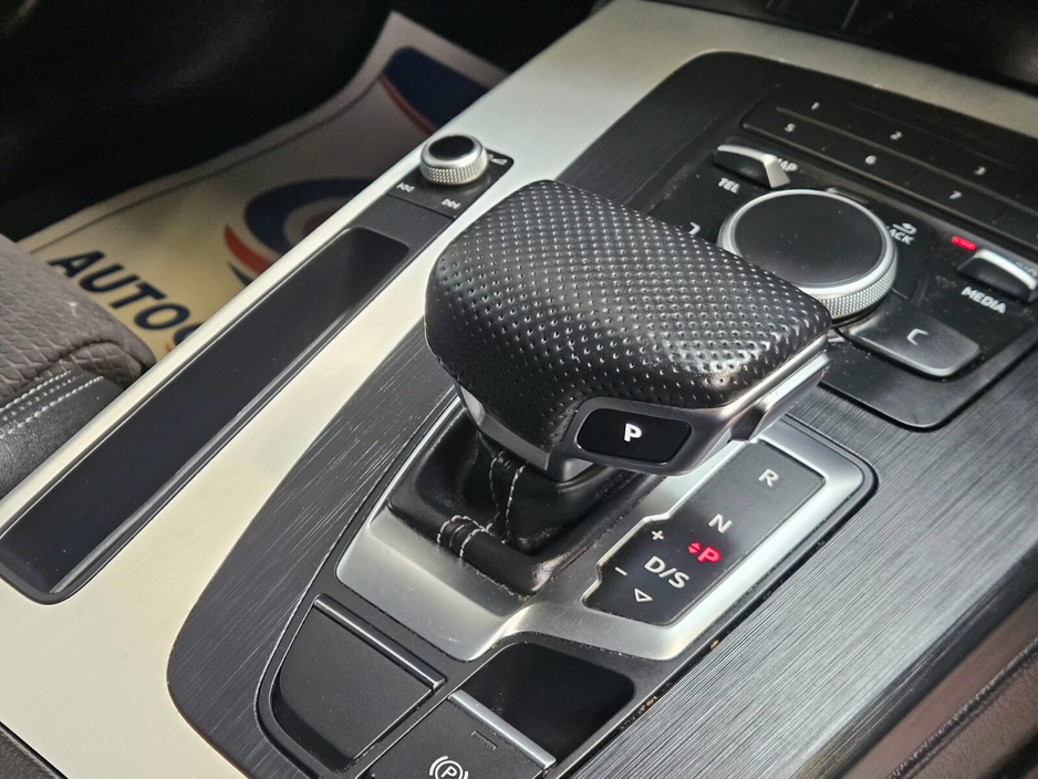 2018 Audi Q5 - image 15