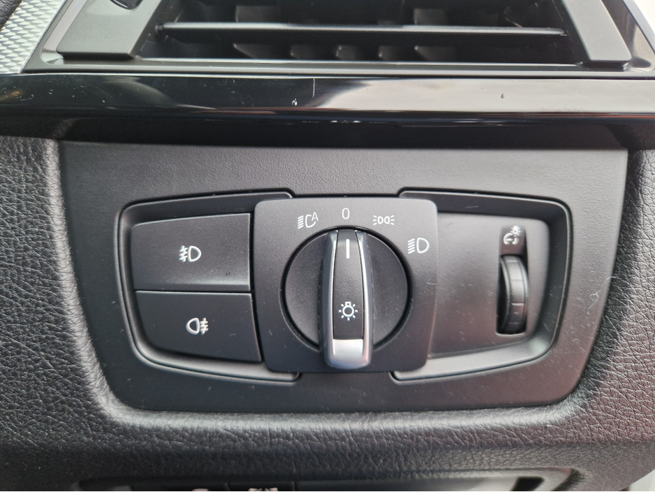 2014 BMW 3 Series 320D M-SPORT SALOON 2.0 DIESEL AUTOMATIC €14,950