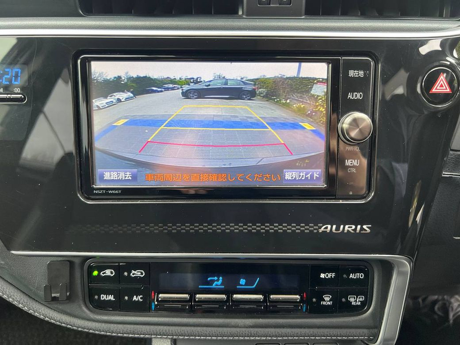 2017 Toyota Auris - image 6