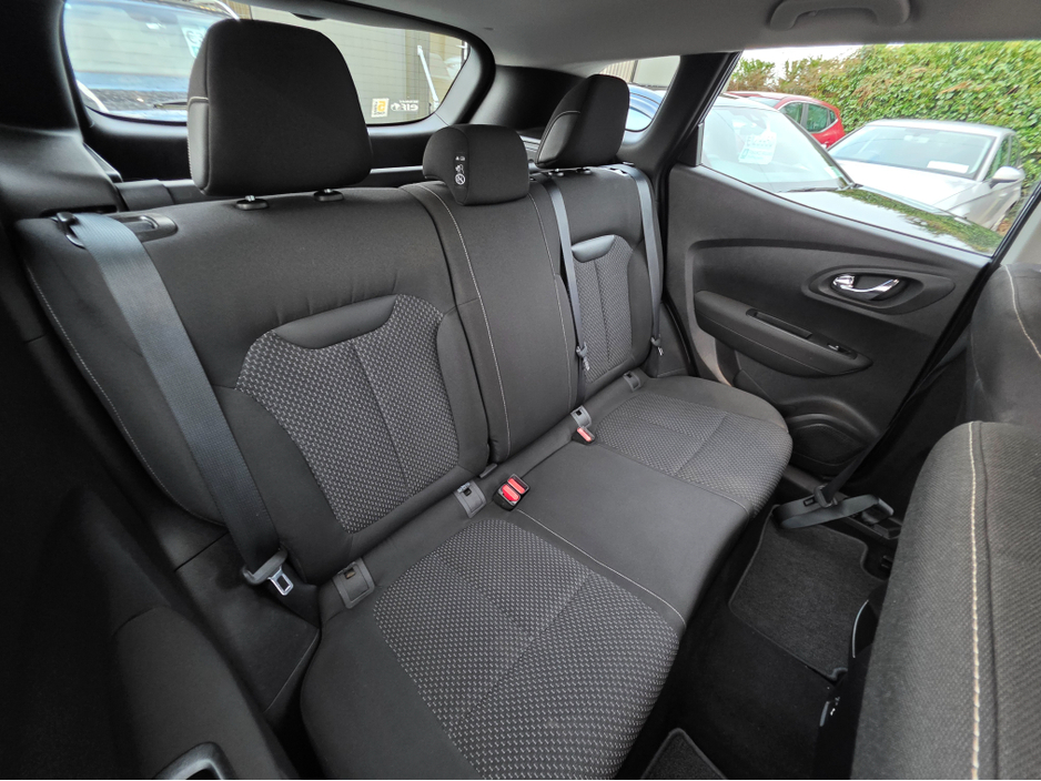 2016 Renault Kadjar - image 11