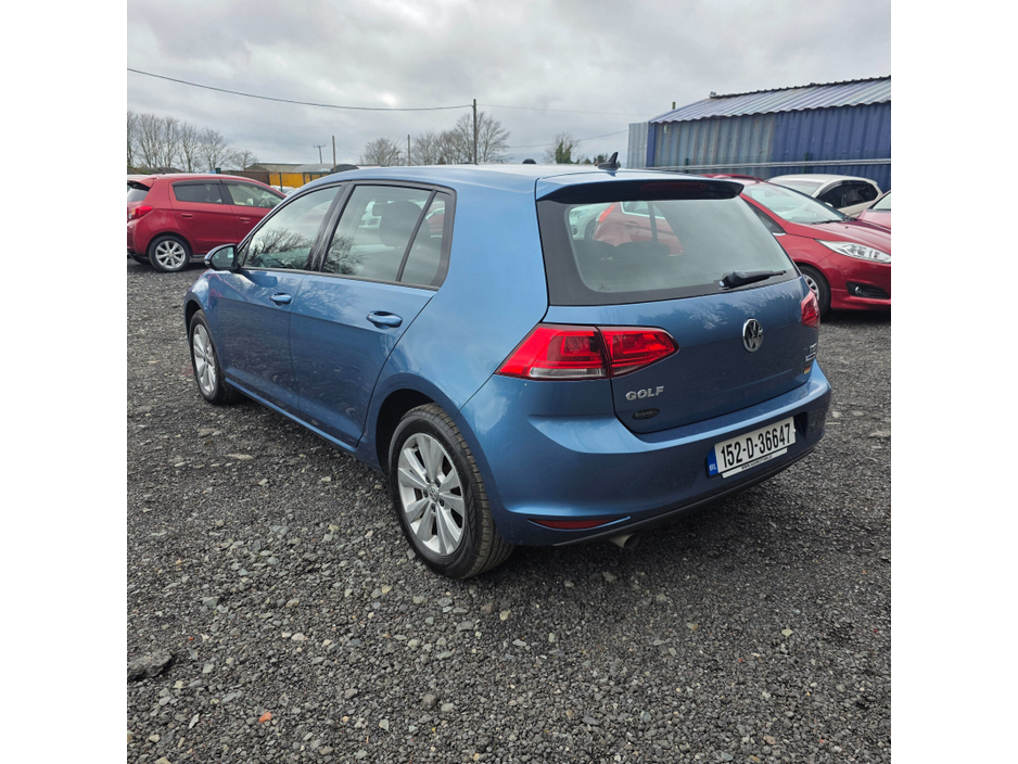 2015 Volkswagen Golf - image 6