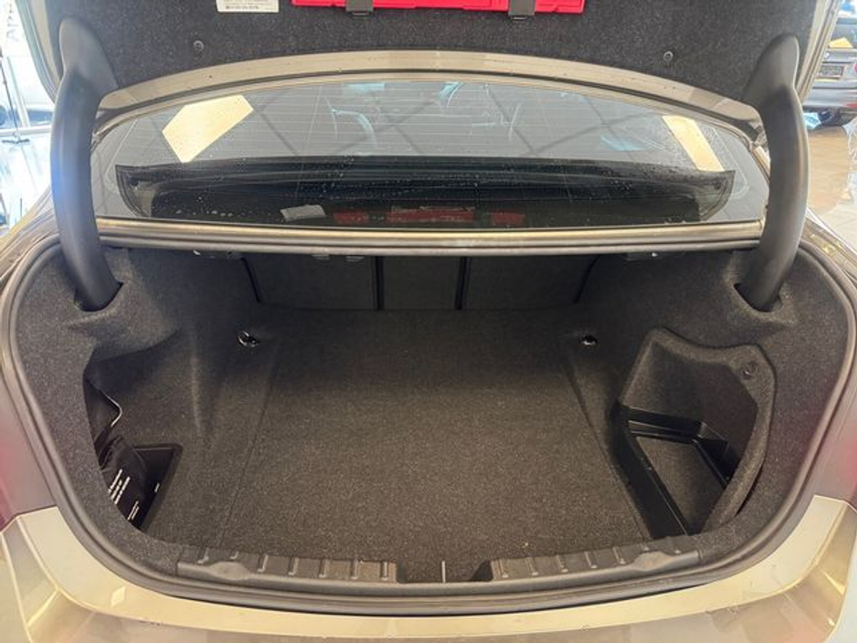 2016 BMW 3 Series 320d EfficientDynamics Plus Auto €16,250