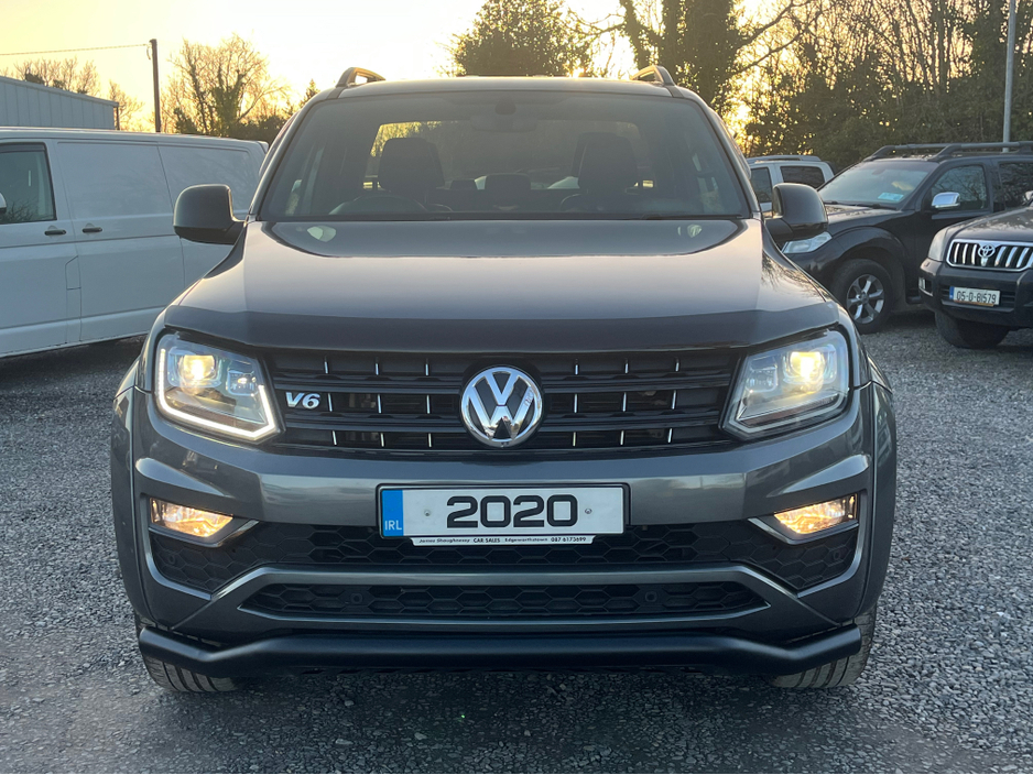 2020 Volkswagen Amarok - image 2