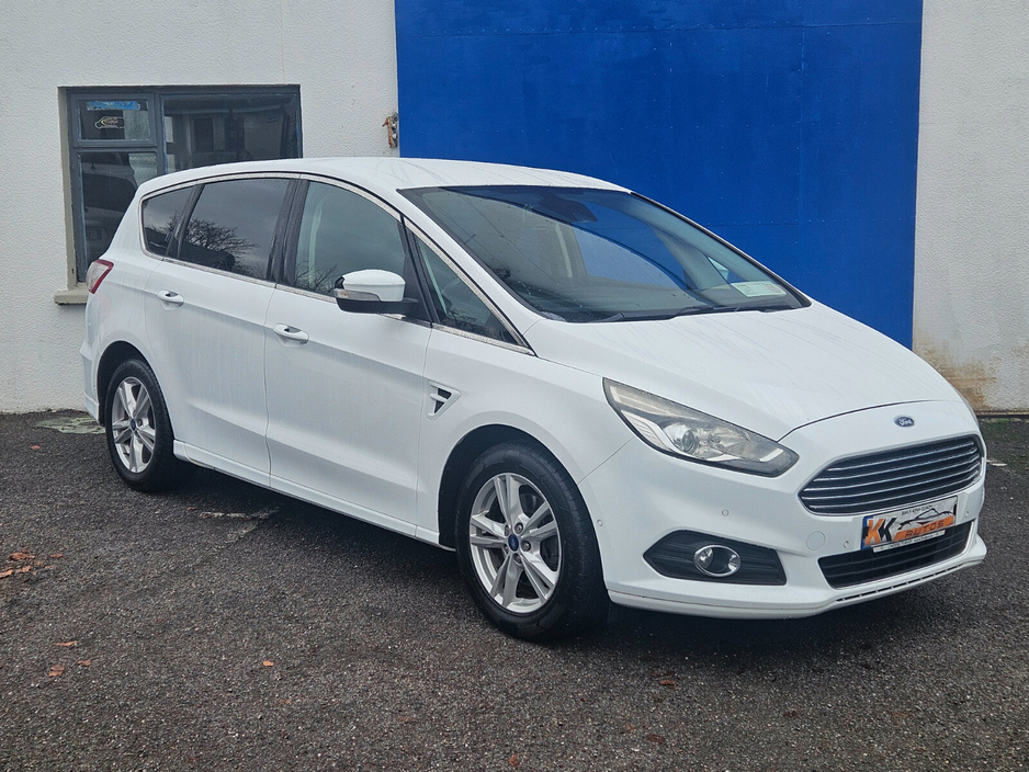 2017 Ford S-Max 2.0 TDCi 150PS Titanium €12,950