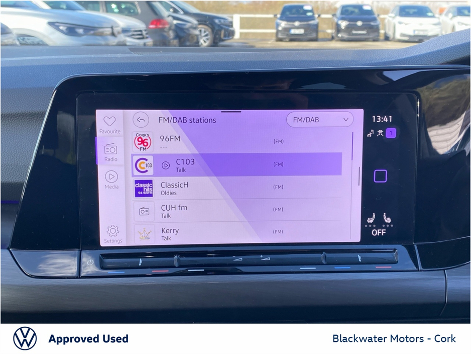 2023 Volkswagen Golf - image 16