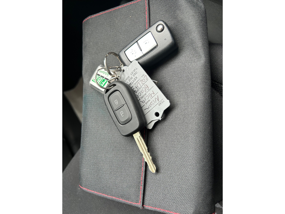 2020 Nissan Micra - image 14