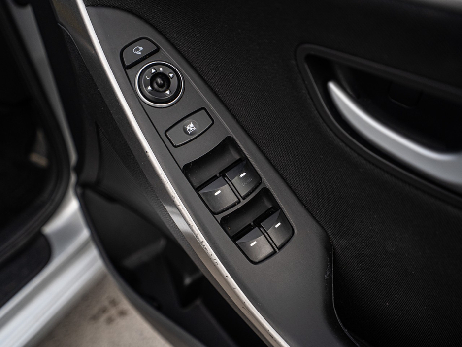 2014 Hyundai i30 - image 24