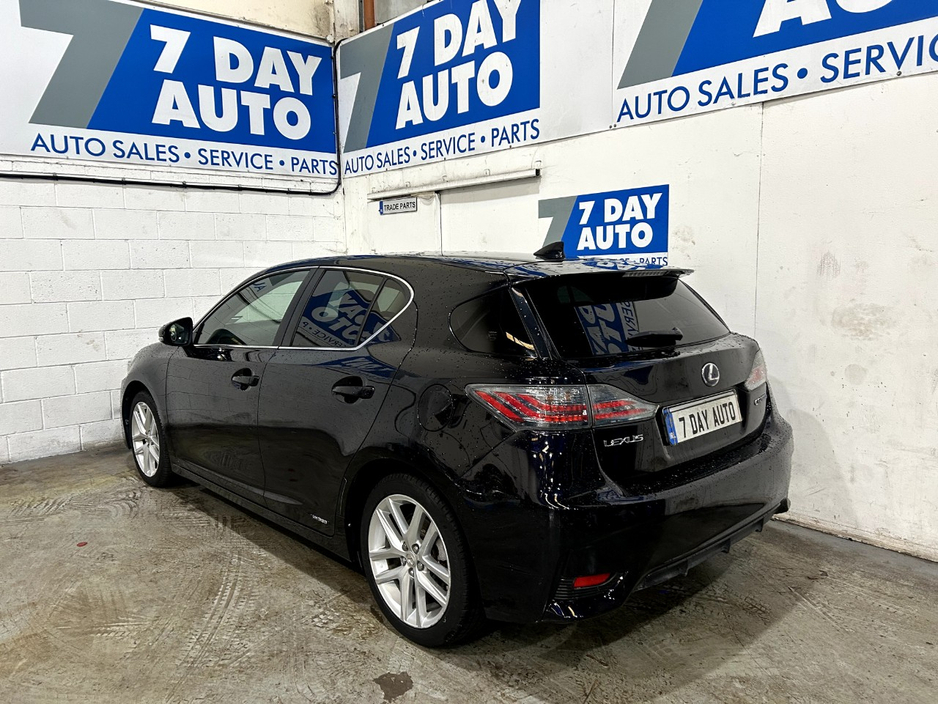 2015 Lexus CT 200 h - image 5