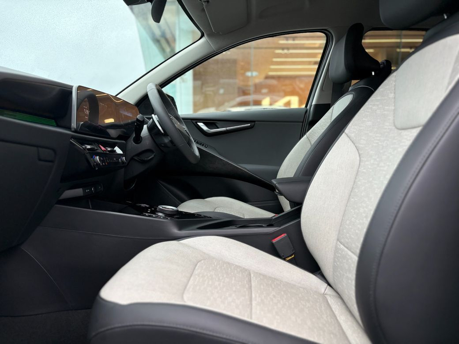 2025 Kia e-Niro - image 2