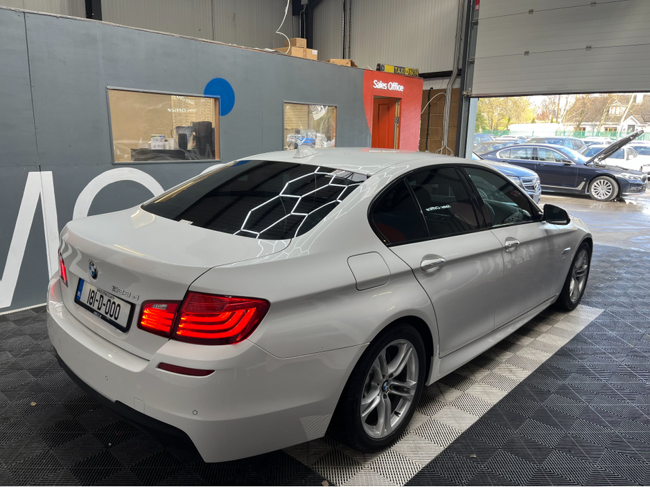 2017 BMW 5 Series - image 3