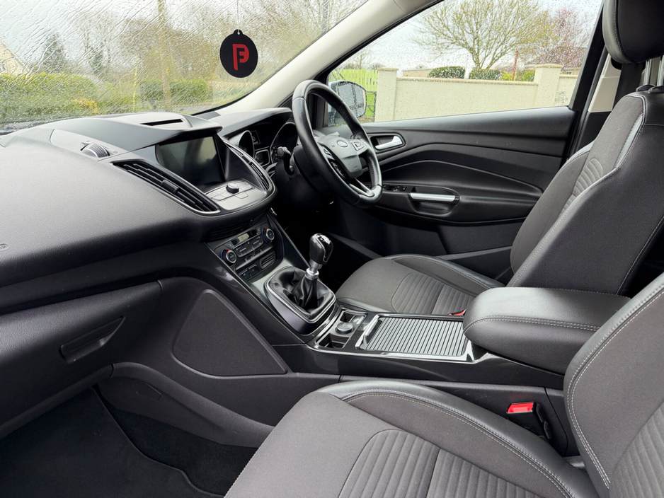 2018 Ford Kuga - image 16