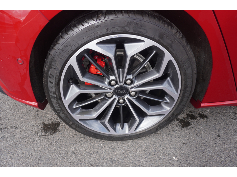 2025 Ford Focus - image 11