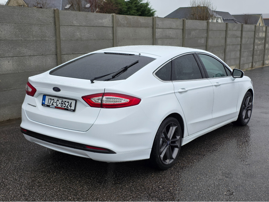 2017 Ford Mondeo - image 6
