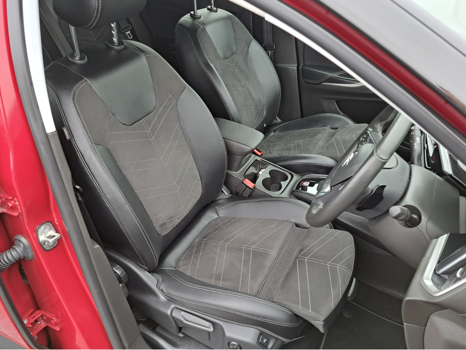 2024 Opel Grandland - image 15