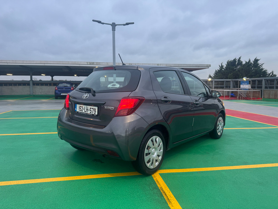 2015 Toyota Yaris 1.0 VVT-i 3Dr Luna €11,950