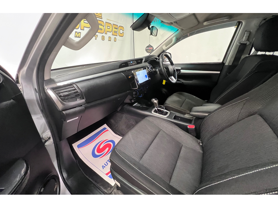 2024 Toyota Hilux Hilux Invicible 2.4tdi auto Double Cab €41,800