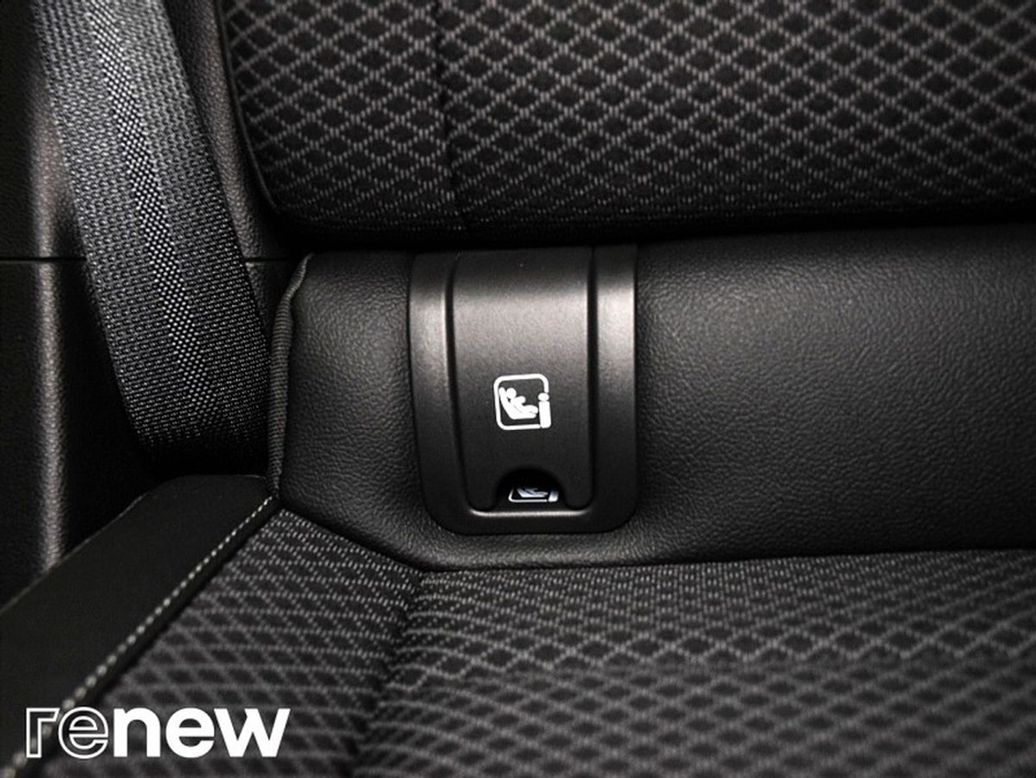 2022 Renault Arkana - image 22