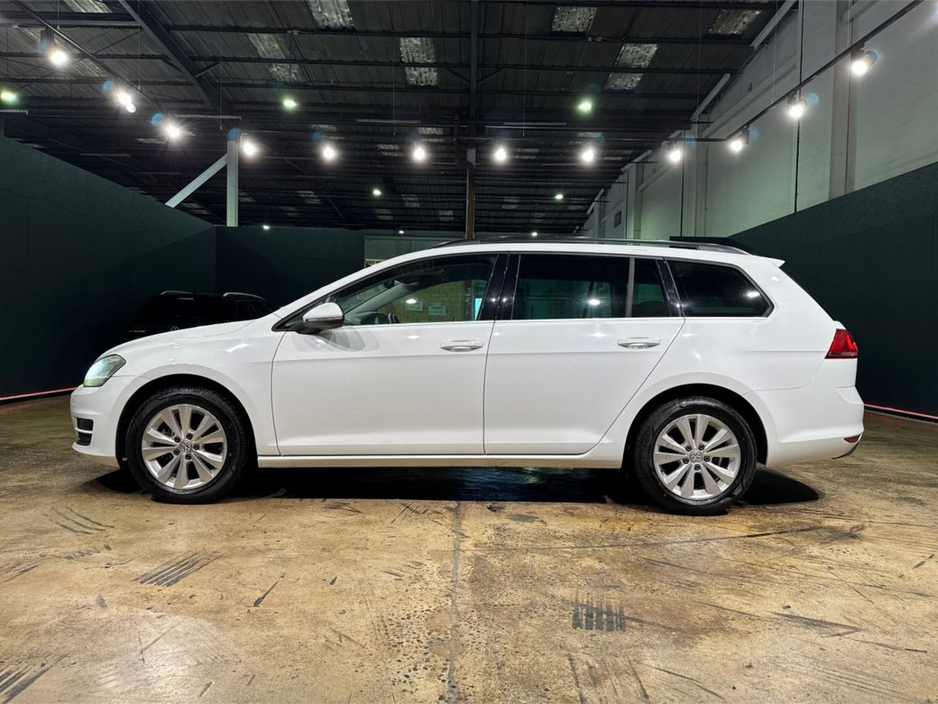 2016 Volkswagen Golf - image 6