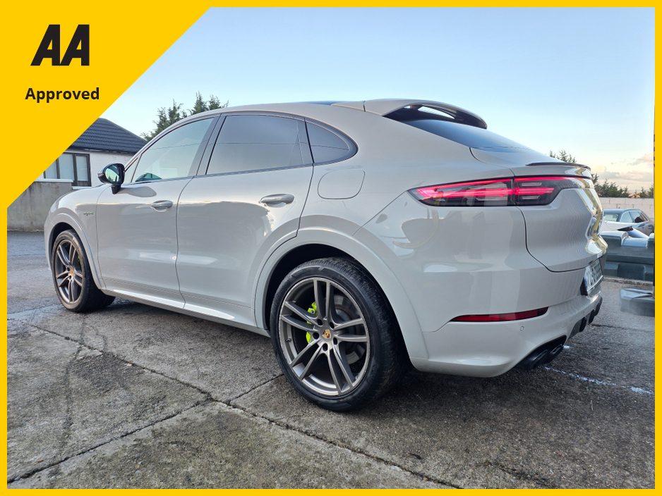 2022 Porsche Cayenne * COUPE * HIGH SPEC €68,900