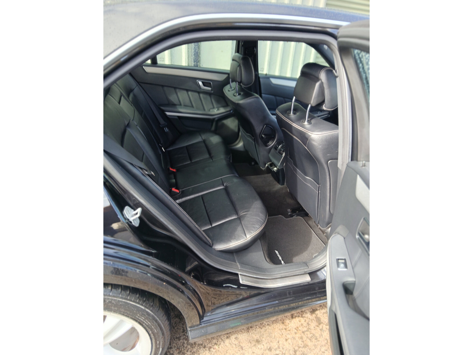 2012 Mercedes-Benz E Class - image 22