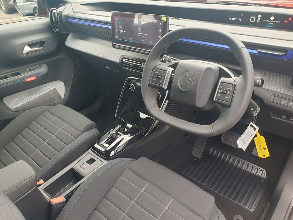 2026 Citroen e-C3 - image 9