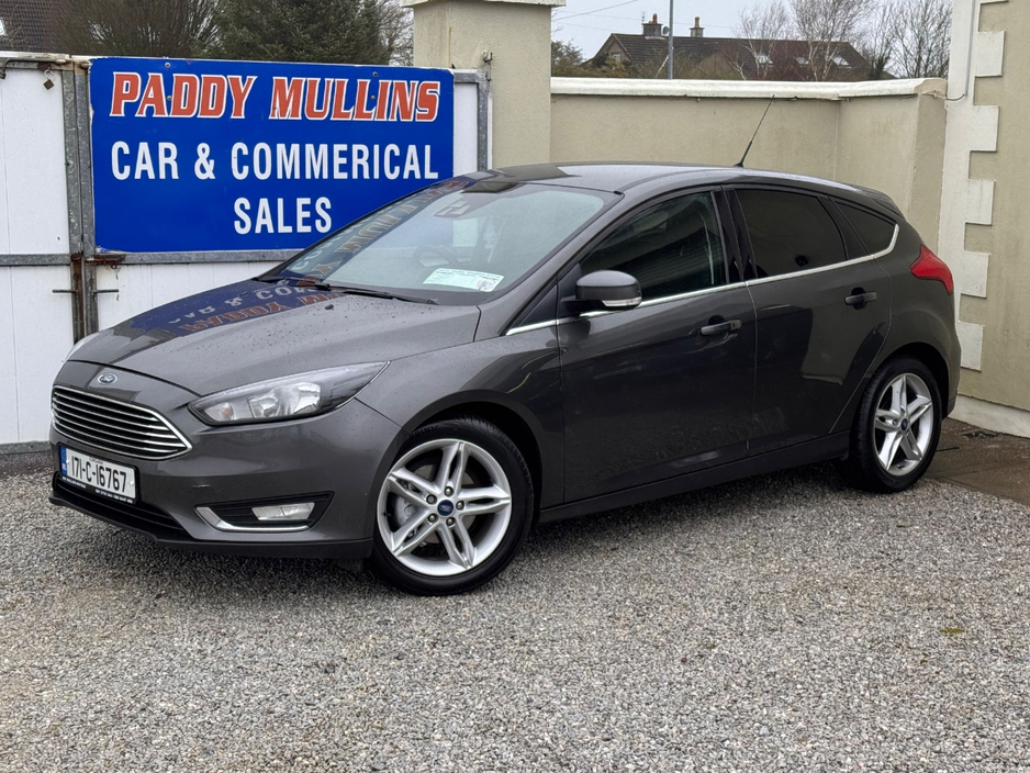 2017 Ford Focus - image 3