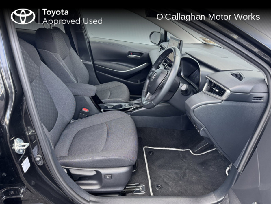 2023 Toyota Corolla LUNA SPORT SALOON 4DR €29,950