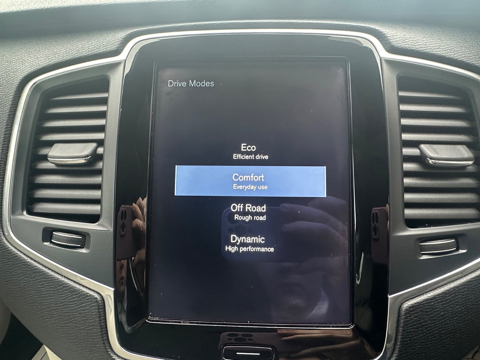 2017 Volvo XC90 D5 (235hp) AWD Momentum Geartronic