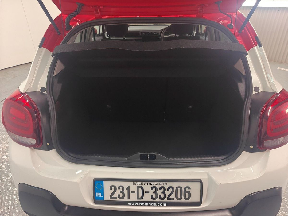 2023 Citroen C3 - image 8