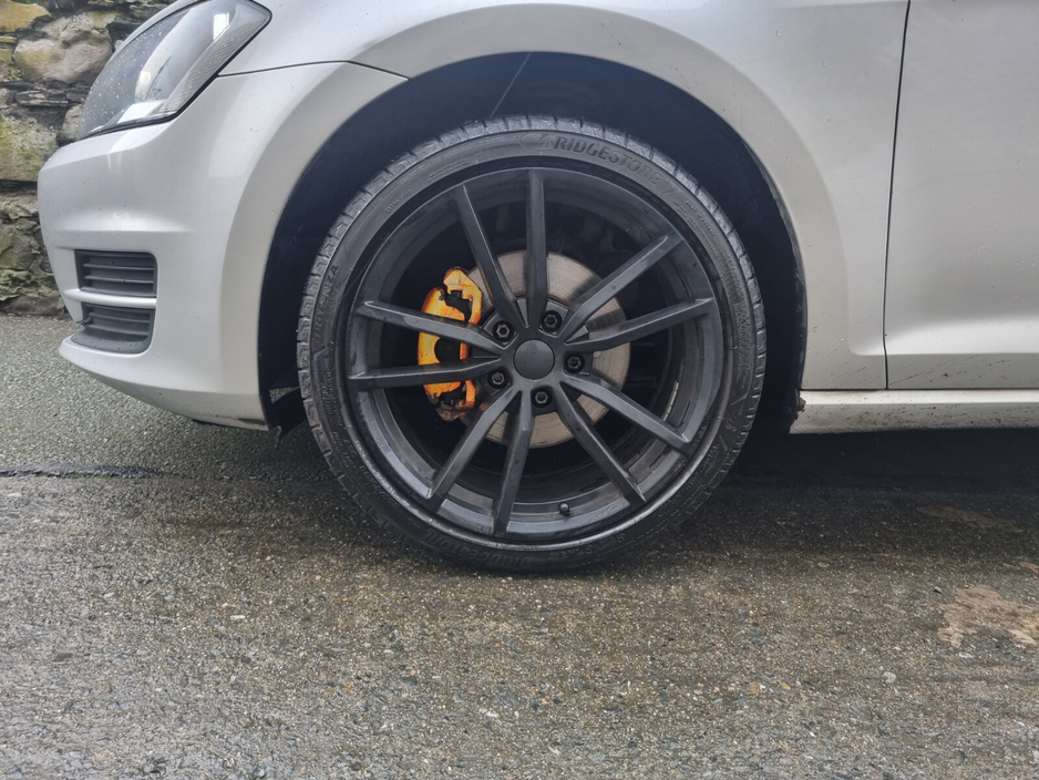 2015 Volkswagen Golf 1.6 TDI DSG 5DR 110HP Trendline €6,499