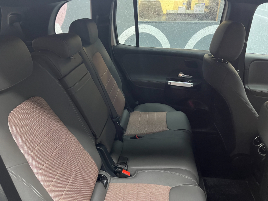 2024 Mercedes-Benz EQB - image 14