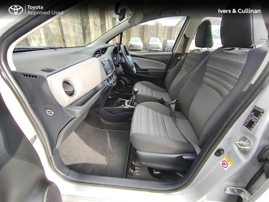 2017 Toyota Yaris YARIS 1.0 5DR LUNA