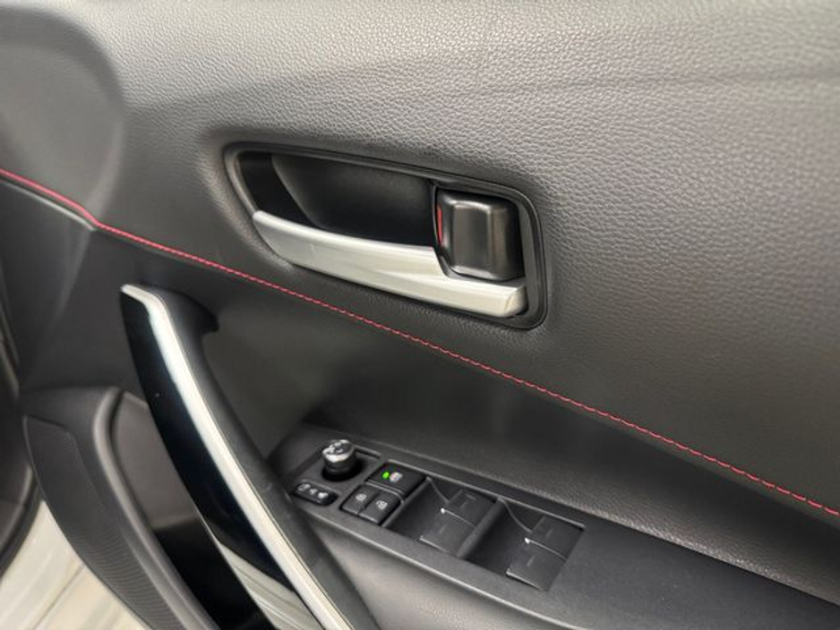 2020 Toyota Corolla 1.8 Hybrid Luna Sport Hatchback €21,495