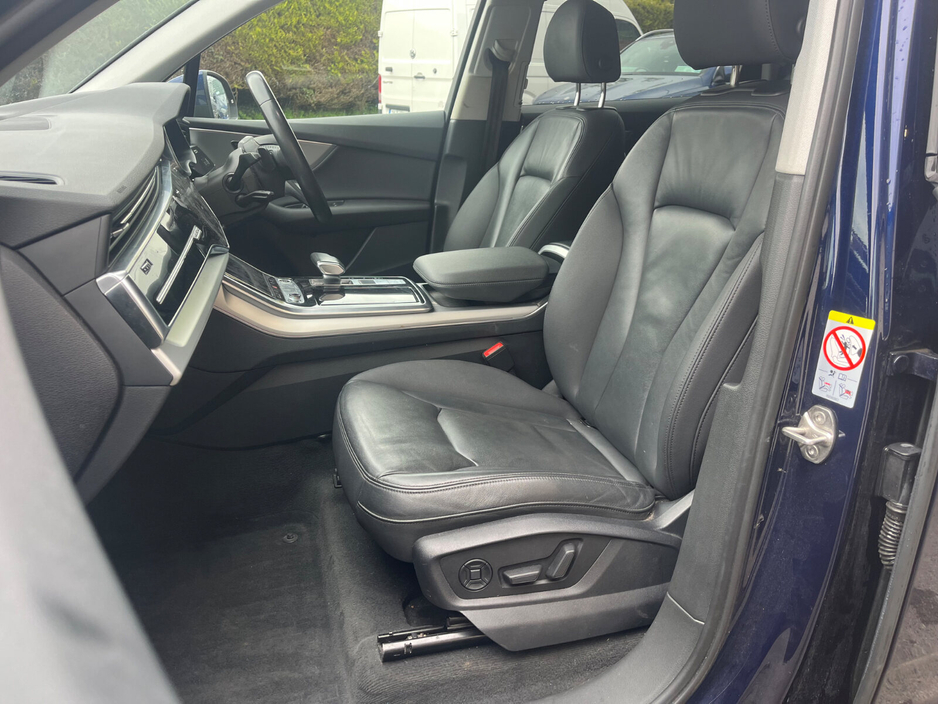 2022 Audi Q7 - image 24