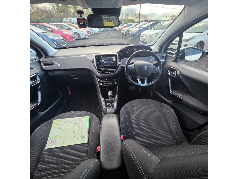 2016 Peugeot 208 1.2 Puretech 110 bhp automatic Allure 5d €9,950
