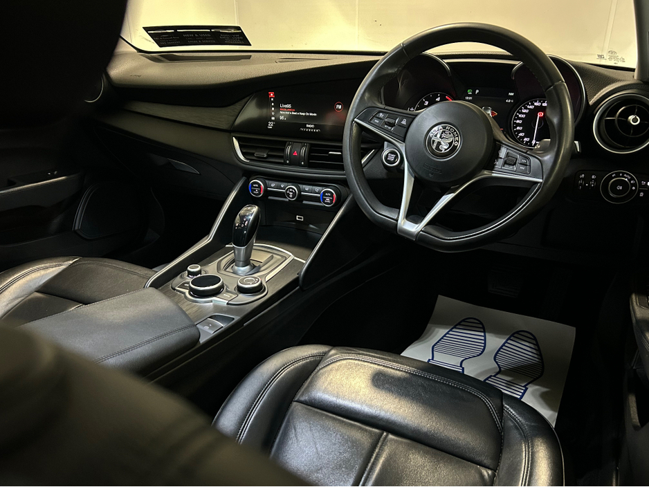 2017 Alfa Romeo Giulia 2.2JTD 180HP SUPER LUXURY 4DR AUTO €16,900