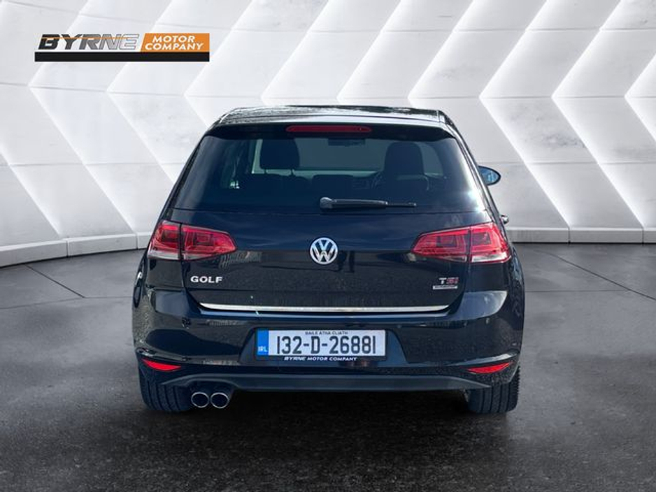 2013 Volkswagen Golf - image 4