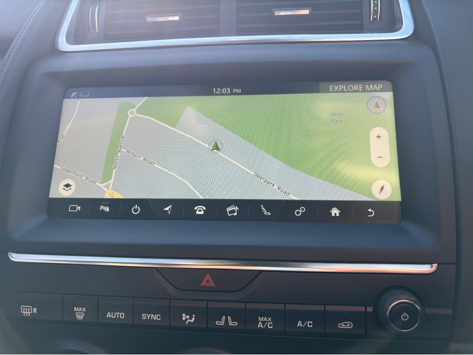 2019 Jaguar E-Pace - image 19