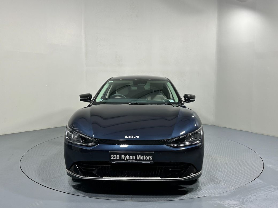 2023 Kia EV6 - image 2
