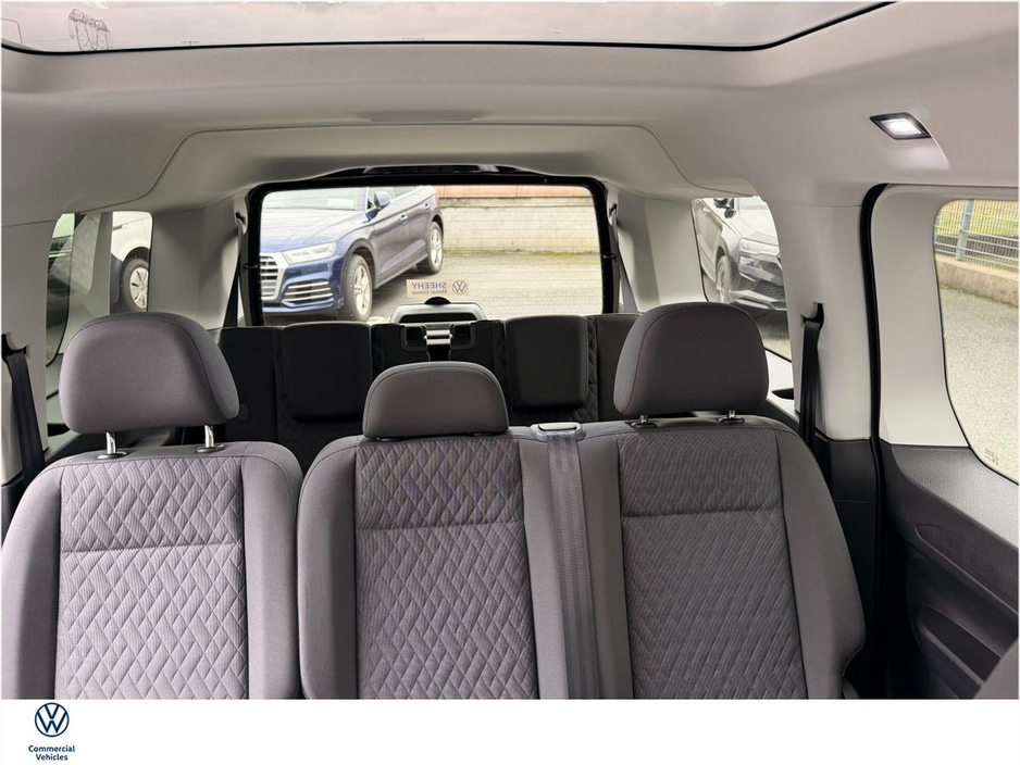 2026 Volkswagen Caddy Maxi Life - image 22