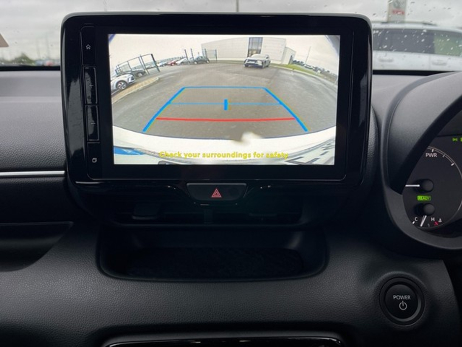 2025 Toyota Yaris - image 14