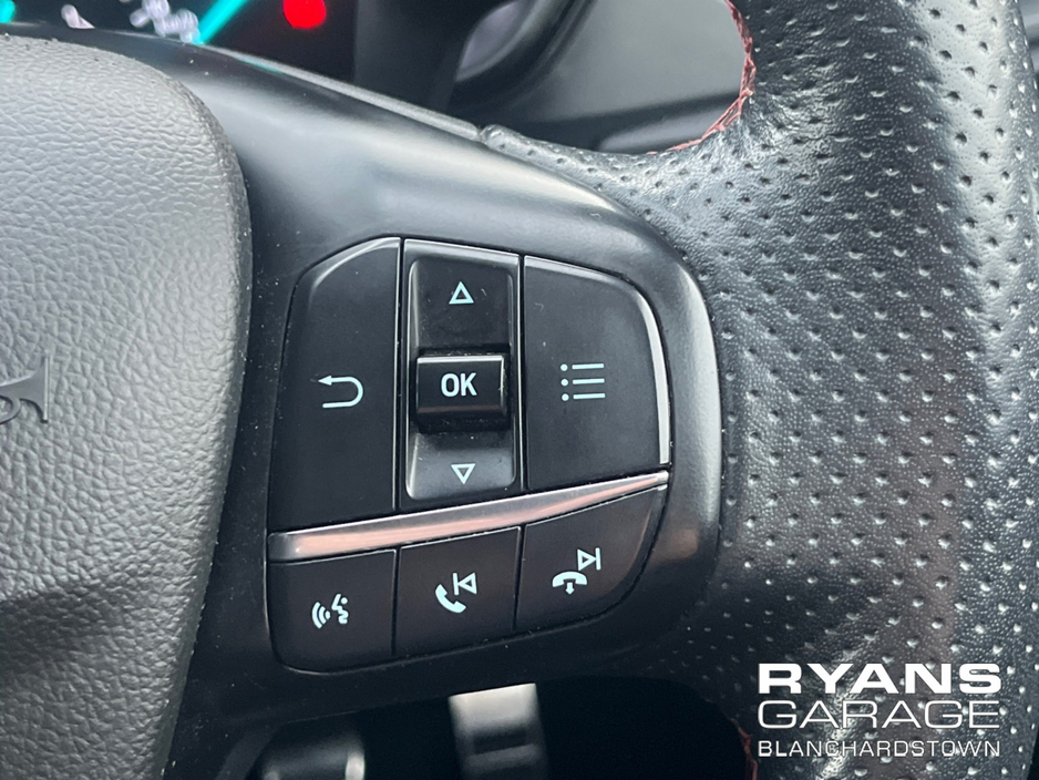 2021 Ford Focus - image 18