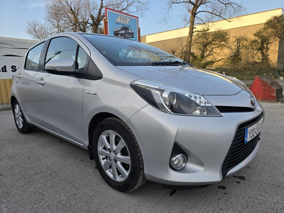 2013 Toyota Yaris - image 15