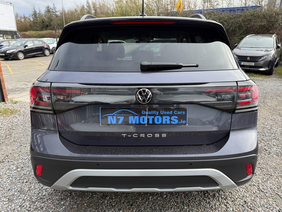2024 Volkswagen T-Cross - image 6