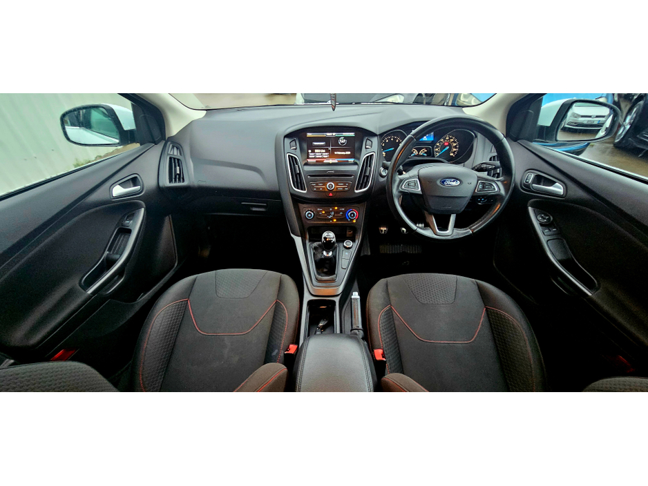 2016 Ford Focus ZETEC S 1.0 ECO 125BHP LOW MILES €9,750