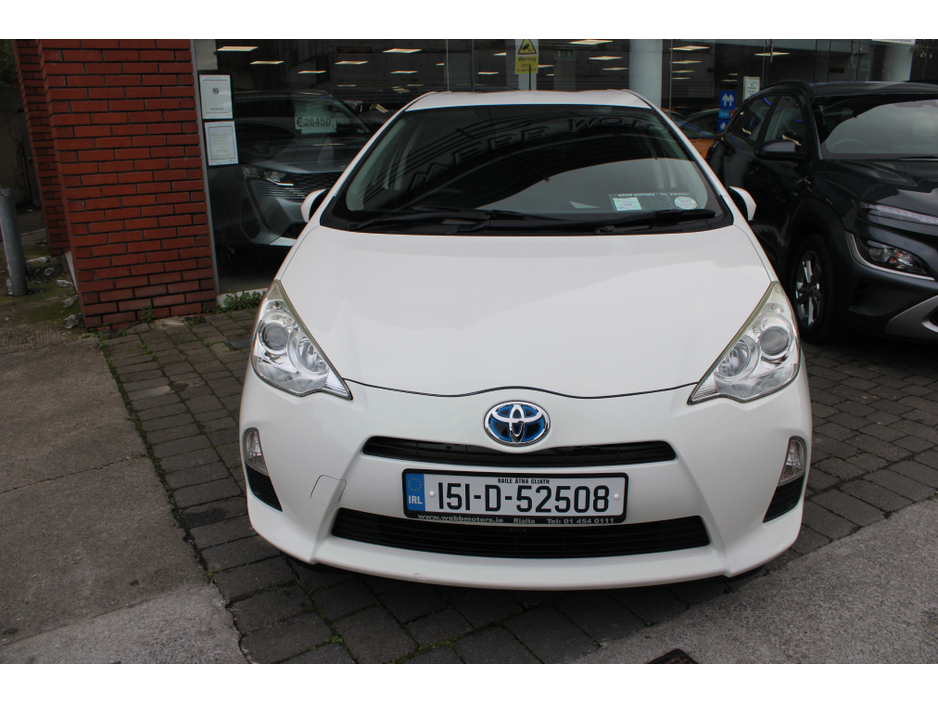 2015 Toyota Aqua SOLD