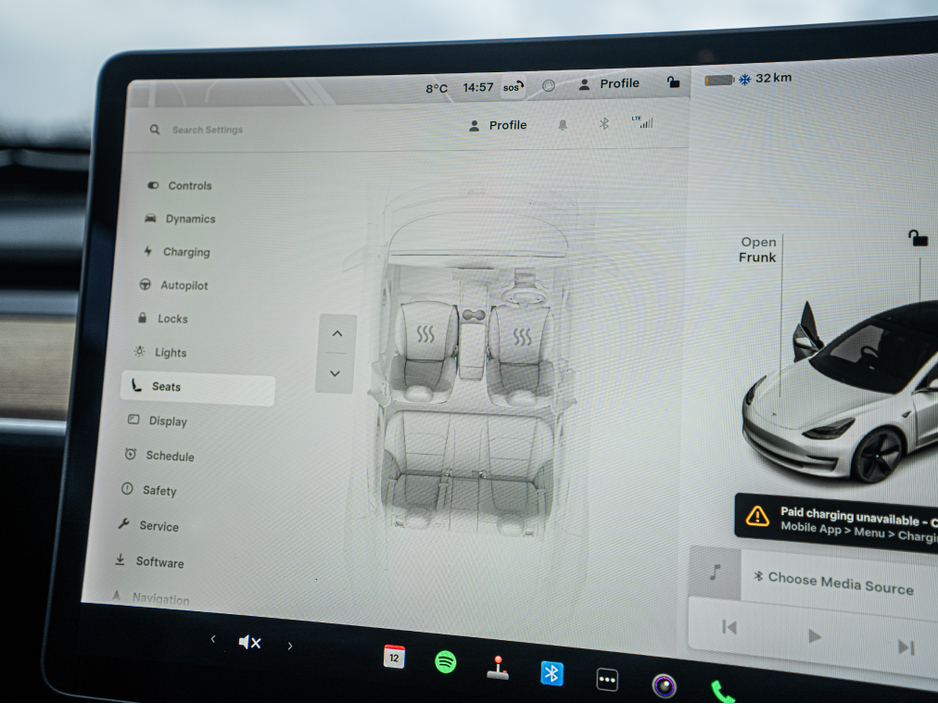 2019 Tesla Model 3 192 Tesla Model 3/New NCT/Irish/1yr warranty €19,888