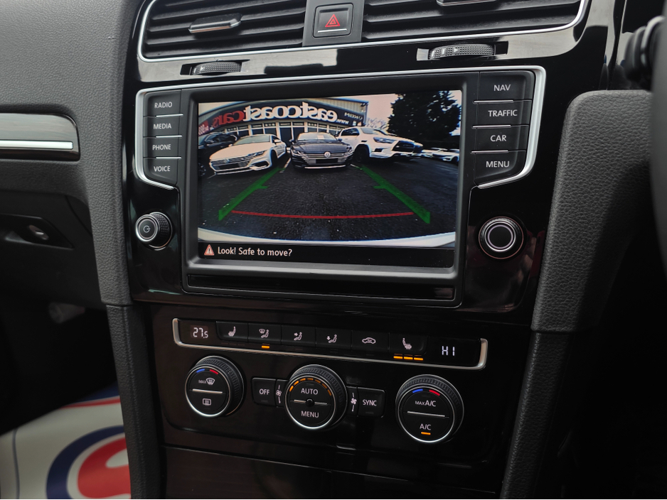 2015 Volkswagen Golf 1.4 TSI  AUTOMATIC - MILANO EDITION - HALF LEATHER HEATED SEAT - ALLOYS - LOW TAX BAND  - DRIVE MODE SELECTION - REVERCE CAMERA